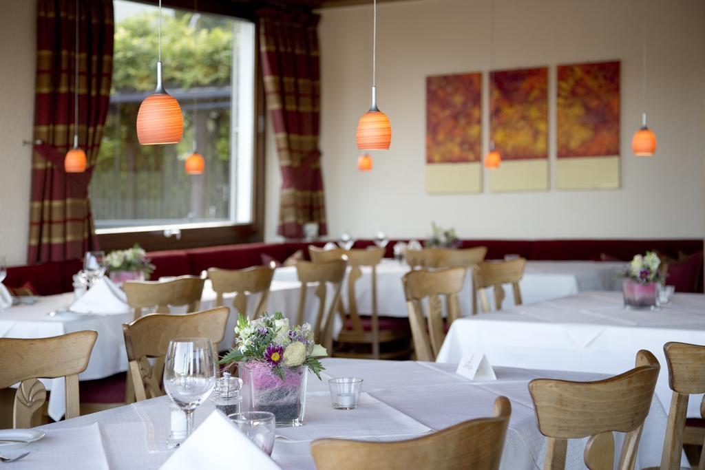 Restaurant-Hotel Maien レラハ エクステリア 写真